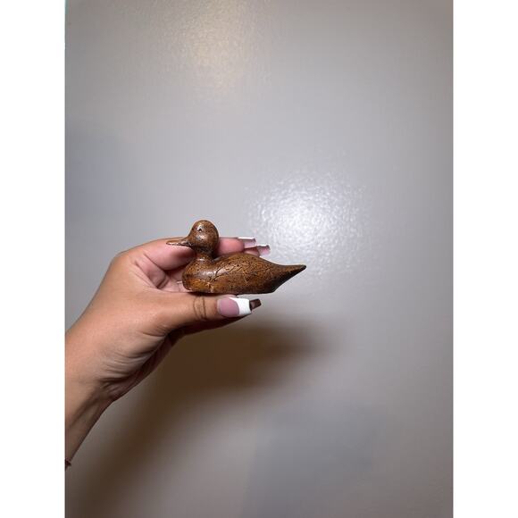 Vintage Miniature Duck Decoy Figurine Hand Carved Wooden Warm Folk Art Rustic - Picture 1 of 7